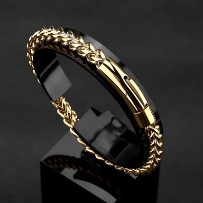 Elegant Chain Bracelet - Image 2