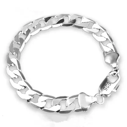 Hook Curb Chain Bracelet