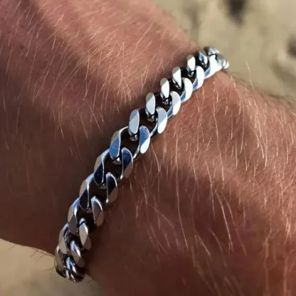 Minimalist Chain Bracelets - Image 4