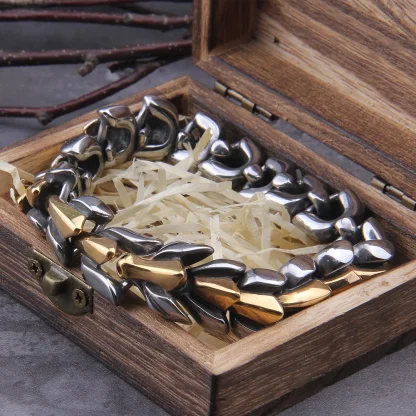 Dragon Scale Men's Bracelet - Image 5